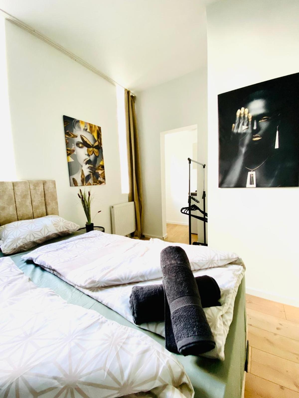 8 Fully Equipped Shared W Terrace Margareten Apartment Wien