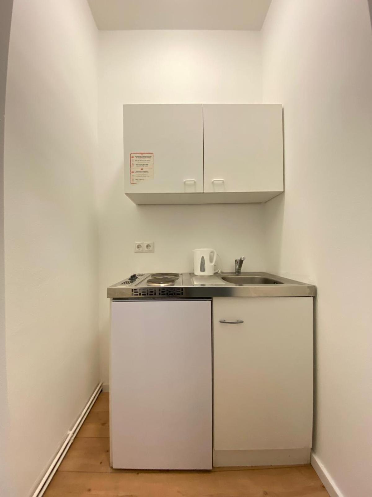 8 Fully Equipped Shared W Terrace Margareten * Wien