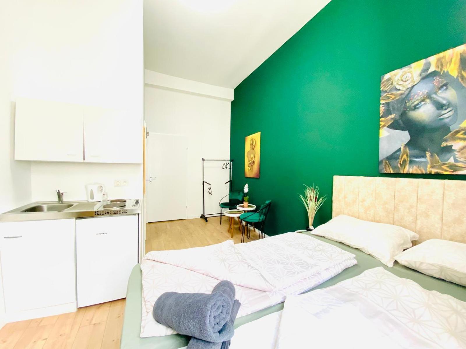 Apartment 8 Fully Equipped Shared W Terrace Margareten Wien