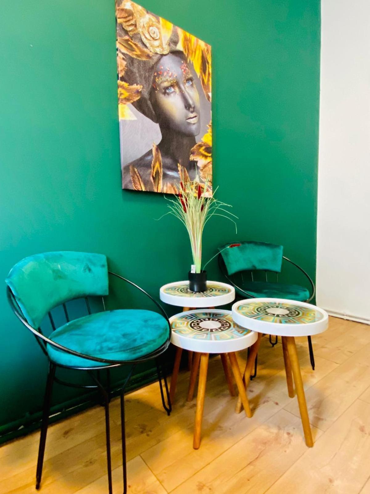 8 Fully Equipped Shared W Terrace Margareten Wien