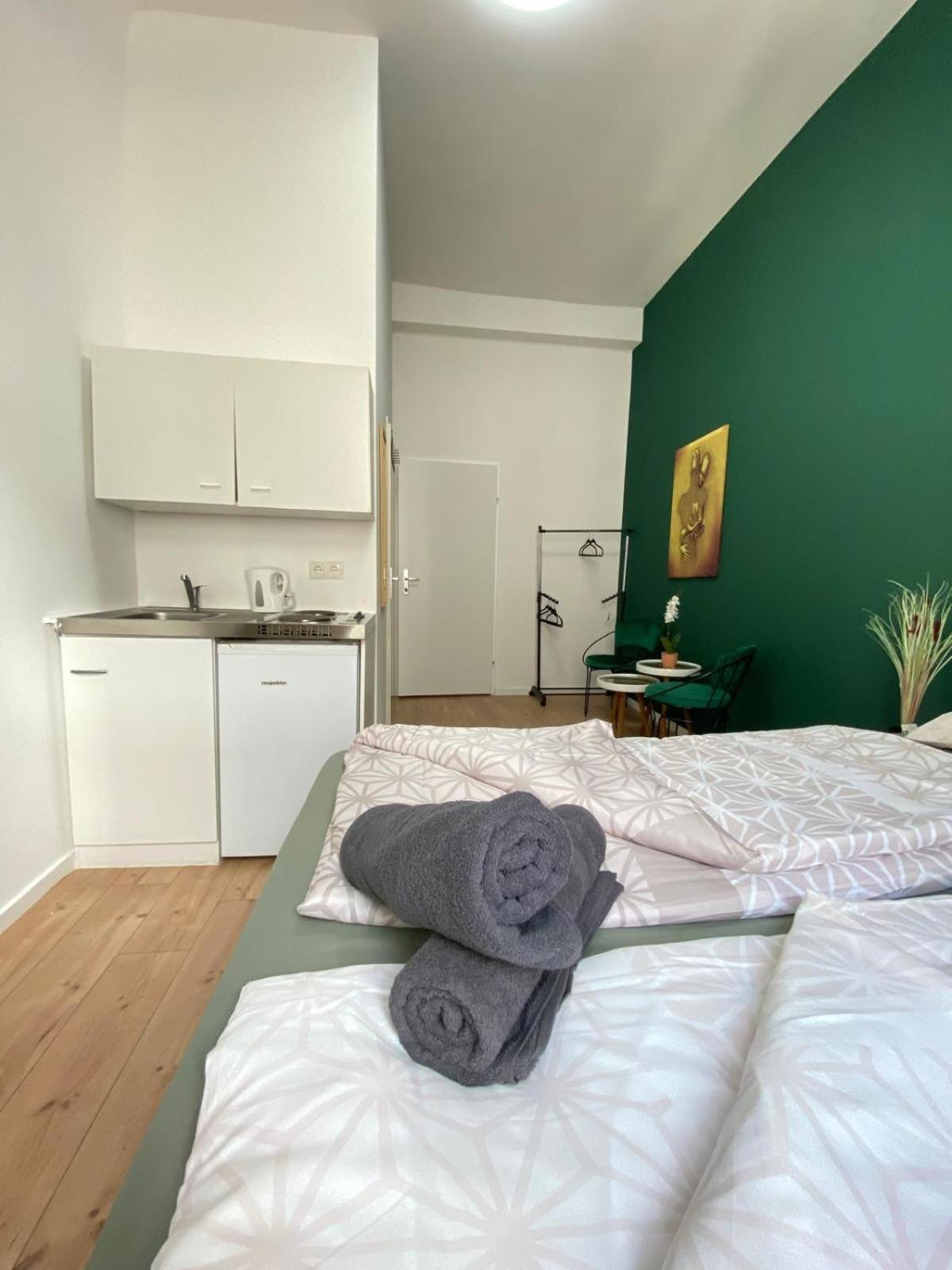 8 Fully Equipped Shared W Terrace Margareten Wien