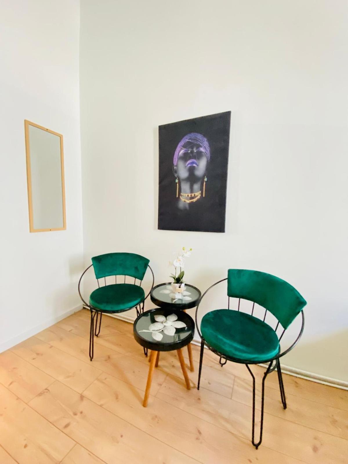 Apartment 8 Fully Equipped Shared W Terrace Margareten