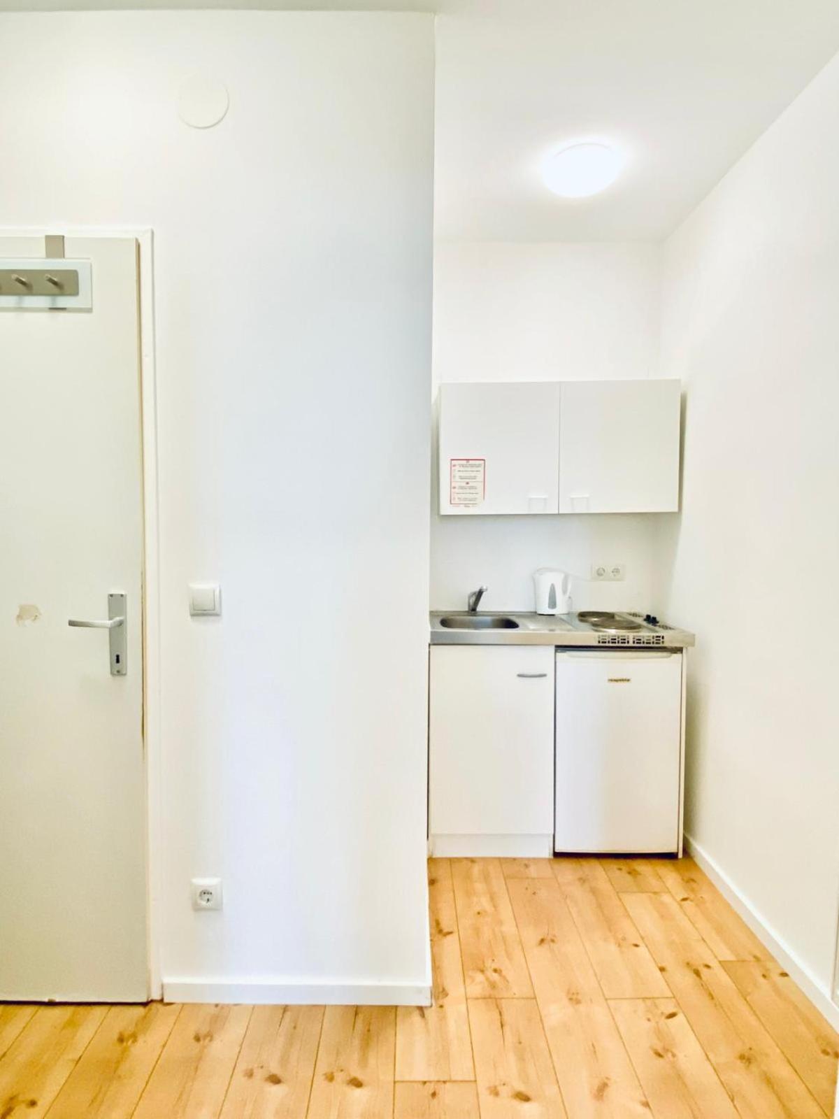 Apartment 8 Fully Equipped Shared W Terrace Margareten *